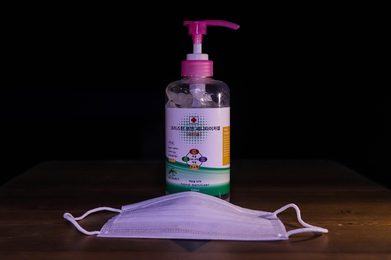 訪問薬剤師が実践する感染対策のためのPPE標準とは？