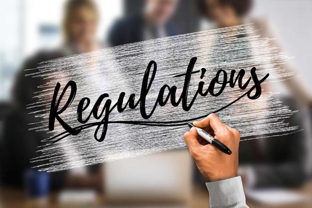 訪問薬剤師の業務委託契約における重要な条件とは？